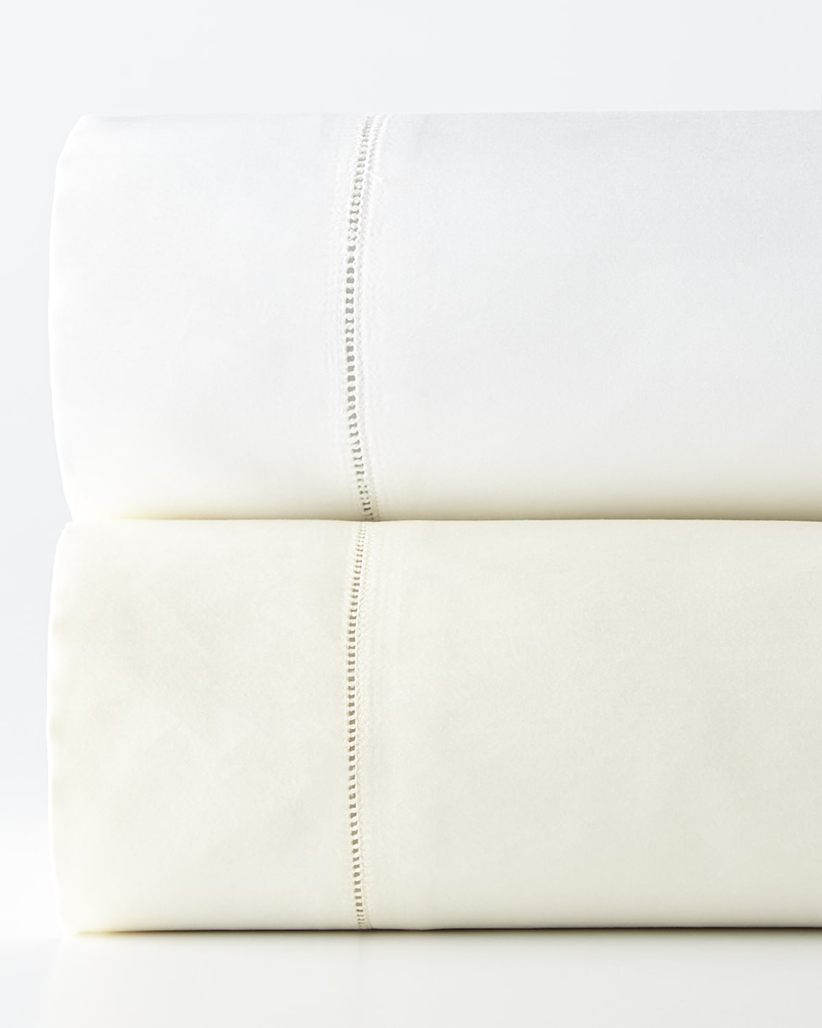 Image Sferra Queen 1,020TC Solid Sateen Fitted Sheet