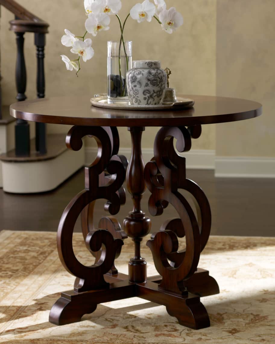 Image 1 of 3: "Carina" Entry Table