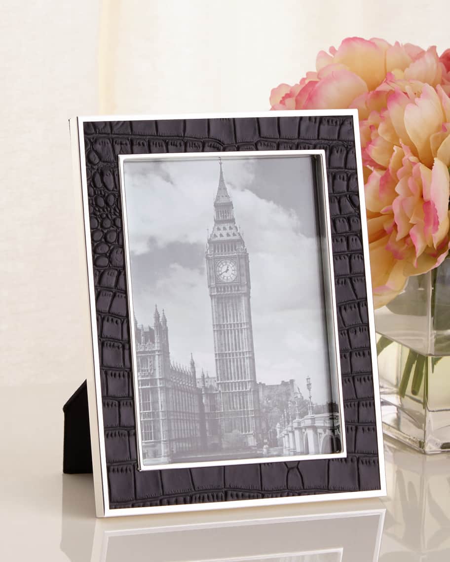 Image 1 of 1: Chapman Black 5" x 7" Picture Frame
