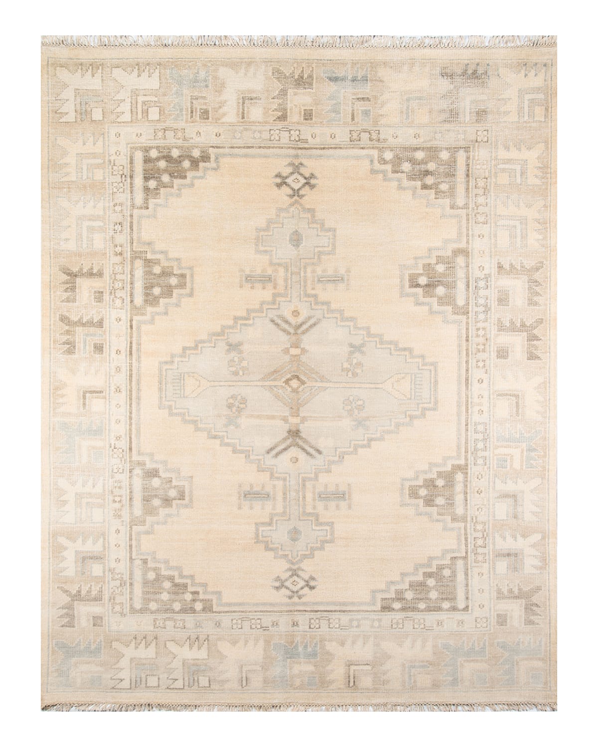 Everson Hand-Knotted Rug, 5' x 8'