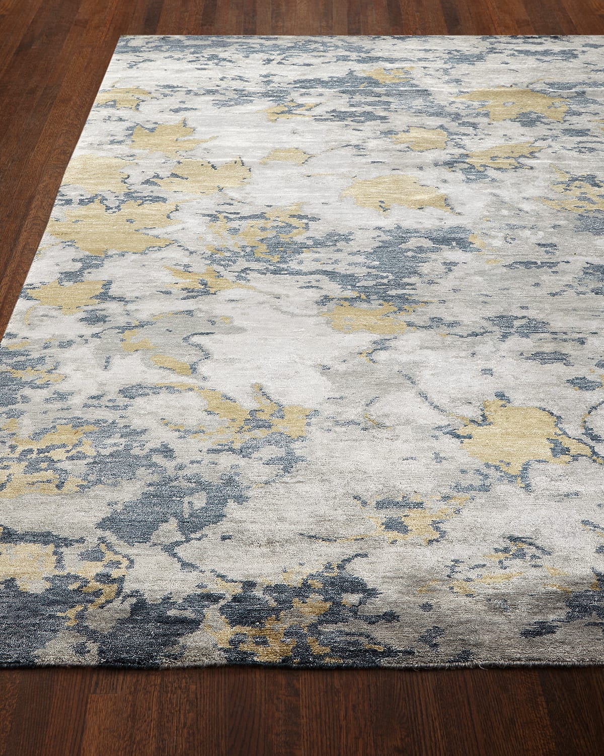 Janniki Rug, 9' x 12'