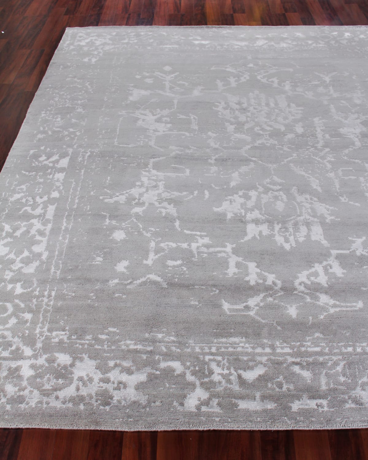 Niclan Hand-Loomed Rug, 6' x 9'