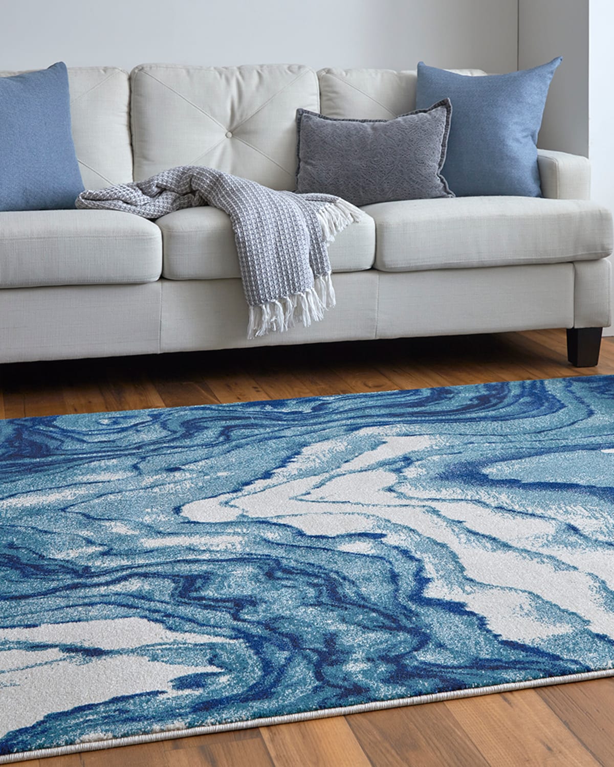 Omari Contemporary Watercolor Rug, 2' x 2'