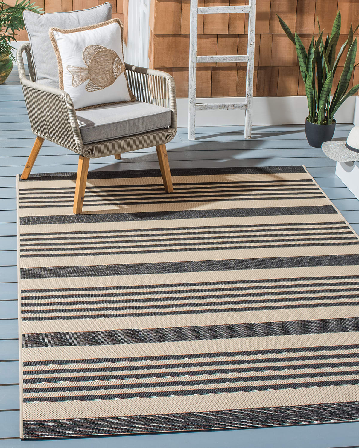 Hailee Indoor/Outdoor Rug, 8' x 10'