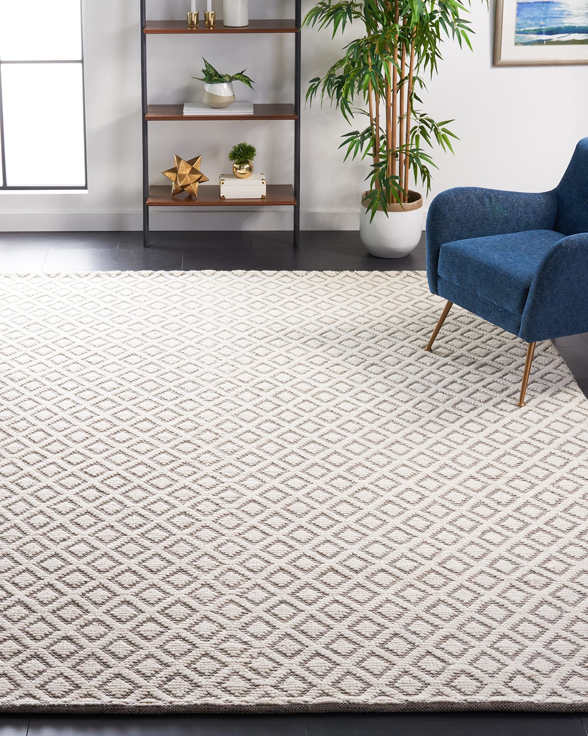 Davian Hand-Woven Rug, 6' x 9'