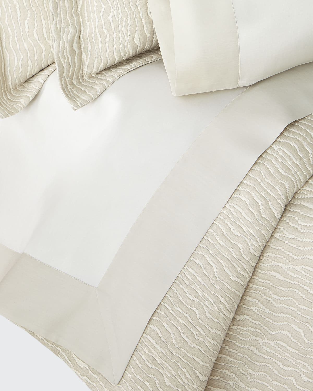 Image Sferra Larro Sateen King Flat Sheet
