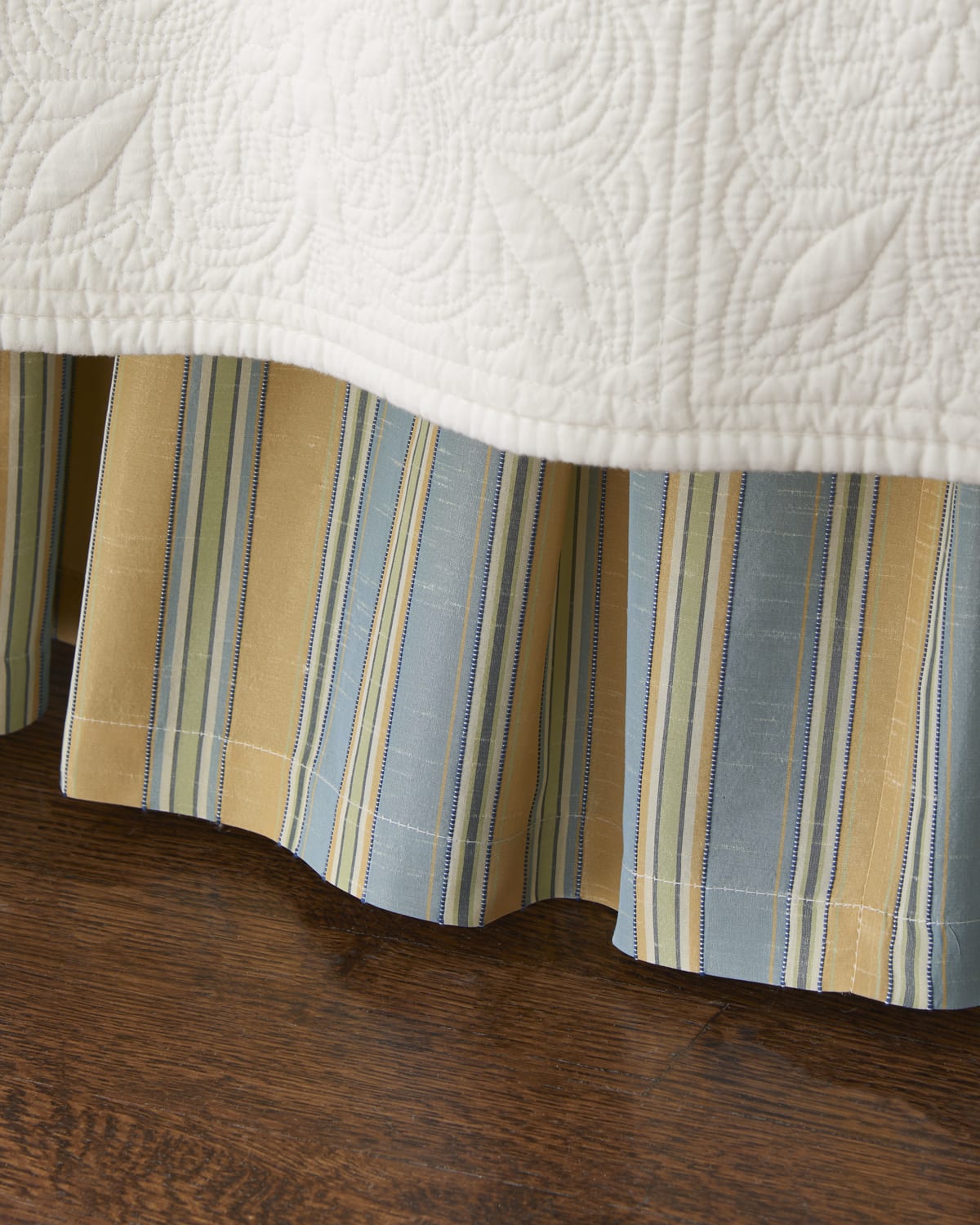 Image Legacy King Lutece Cypress Dust Skirt