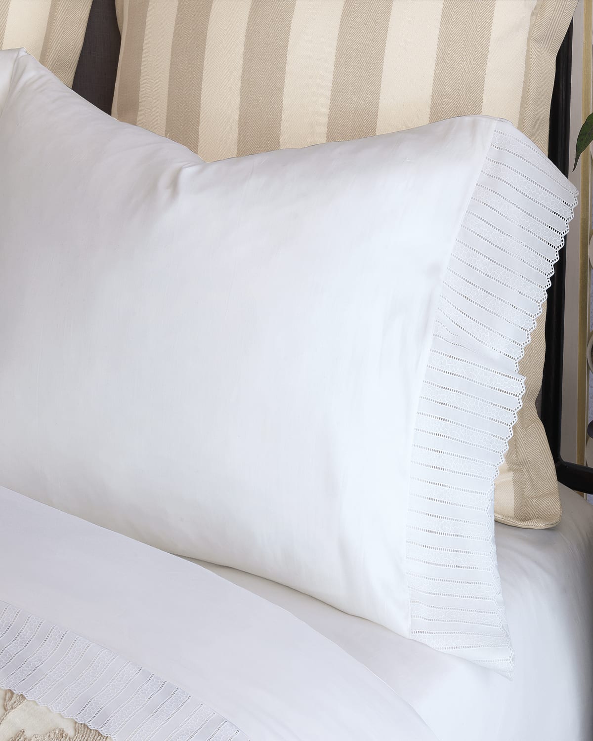 Image Eastern Accents Abingdon King Pillowcase