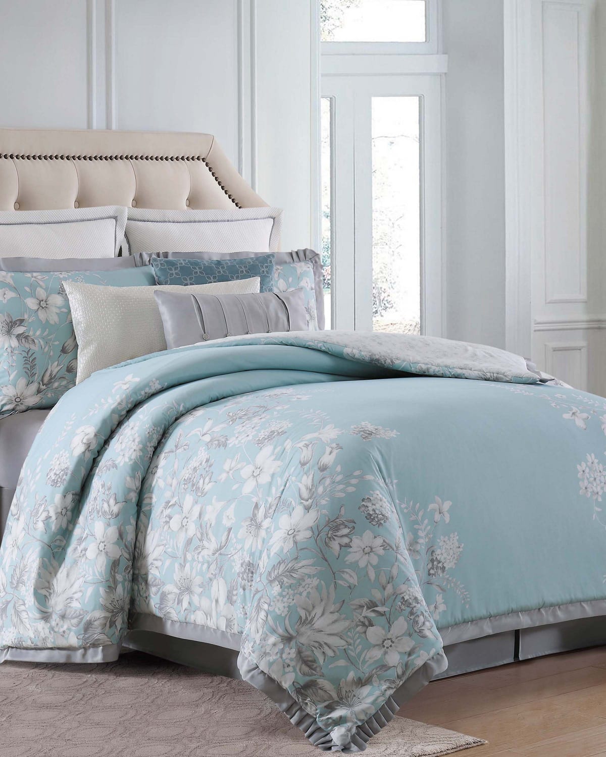 Image Charisma Molani 4-Piece Queen Comforter Set