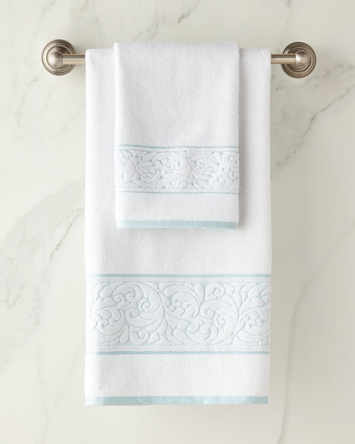 Image UMTD Frisee Bordure Bath Towel