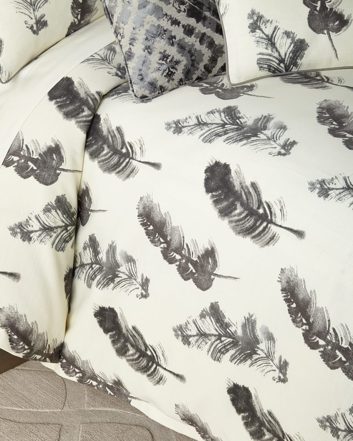 Image Jane Wilner Designs Plumes Queen Duvet