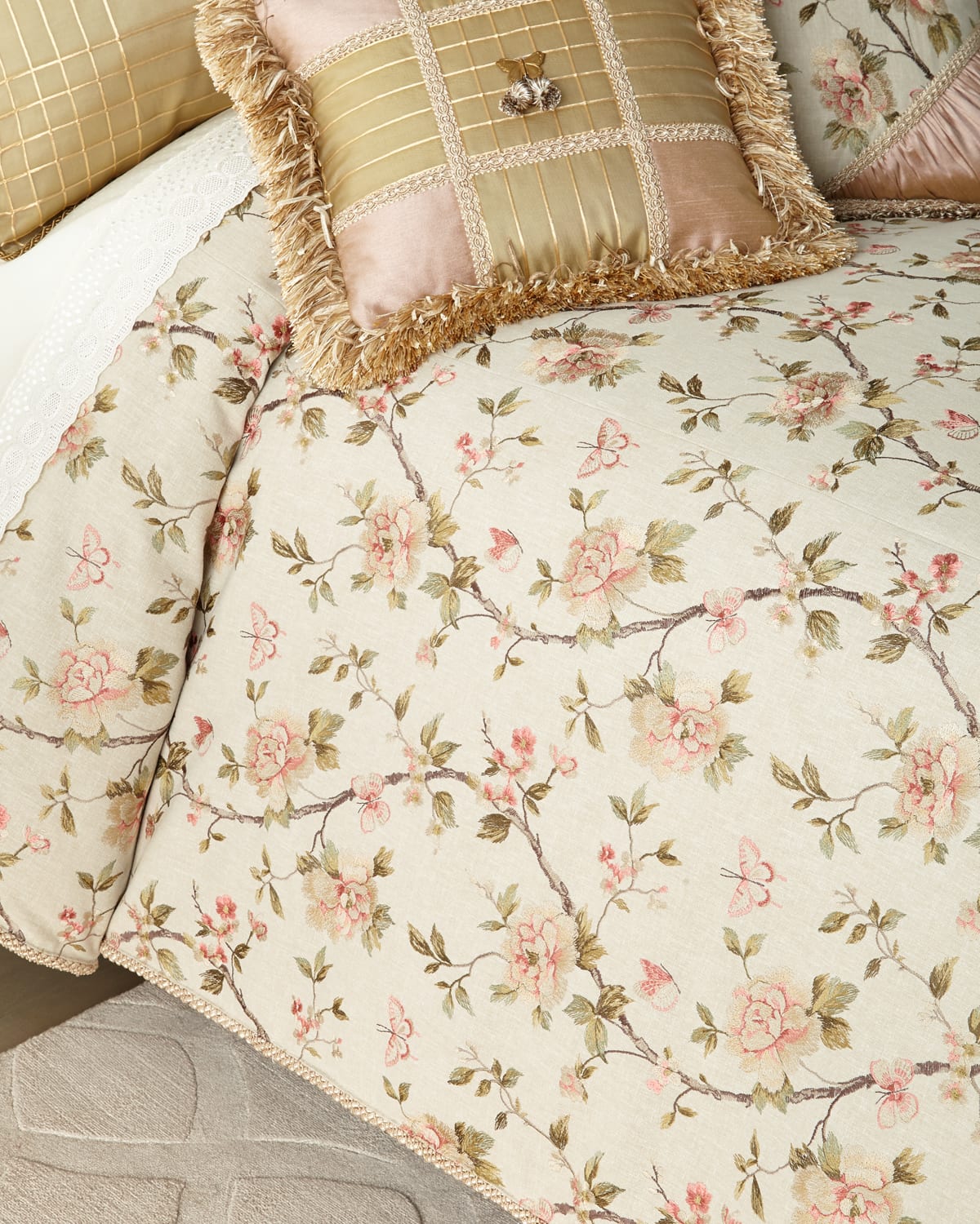 Image Sweet Dreams Delilah Embroidered Queen Duvet