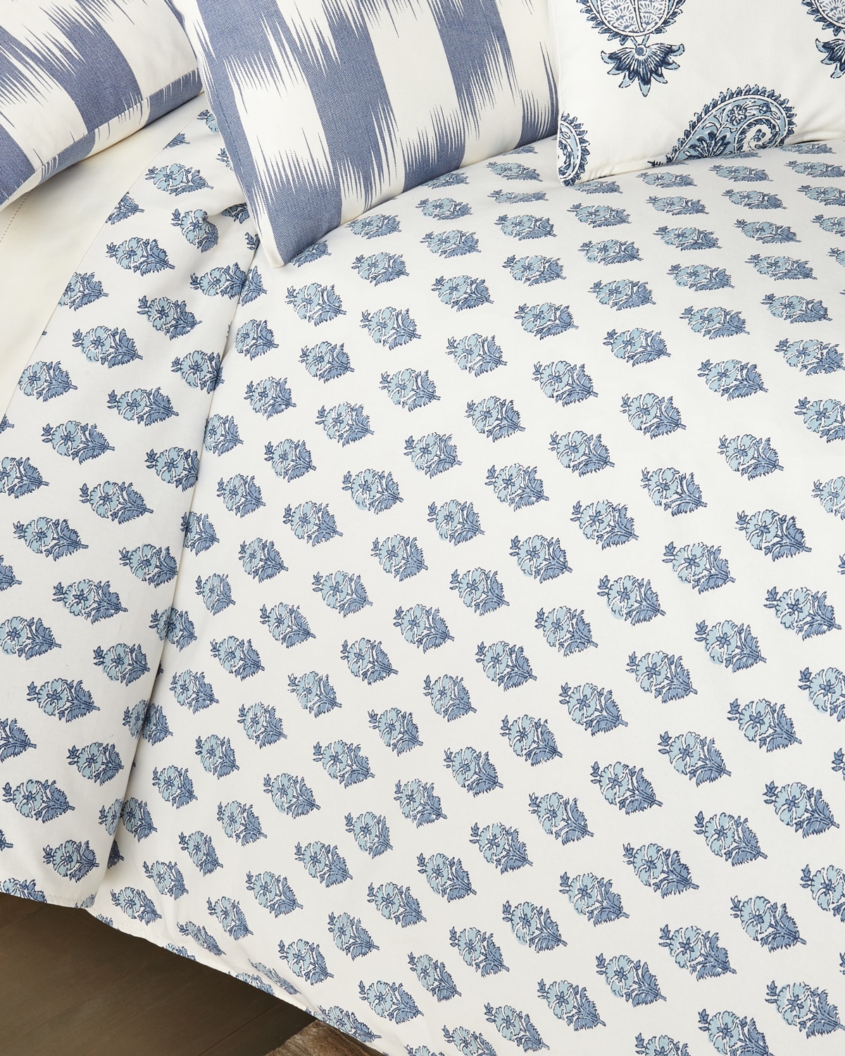 Image 25 Mackenzie Lane Candance King Duvet