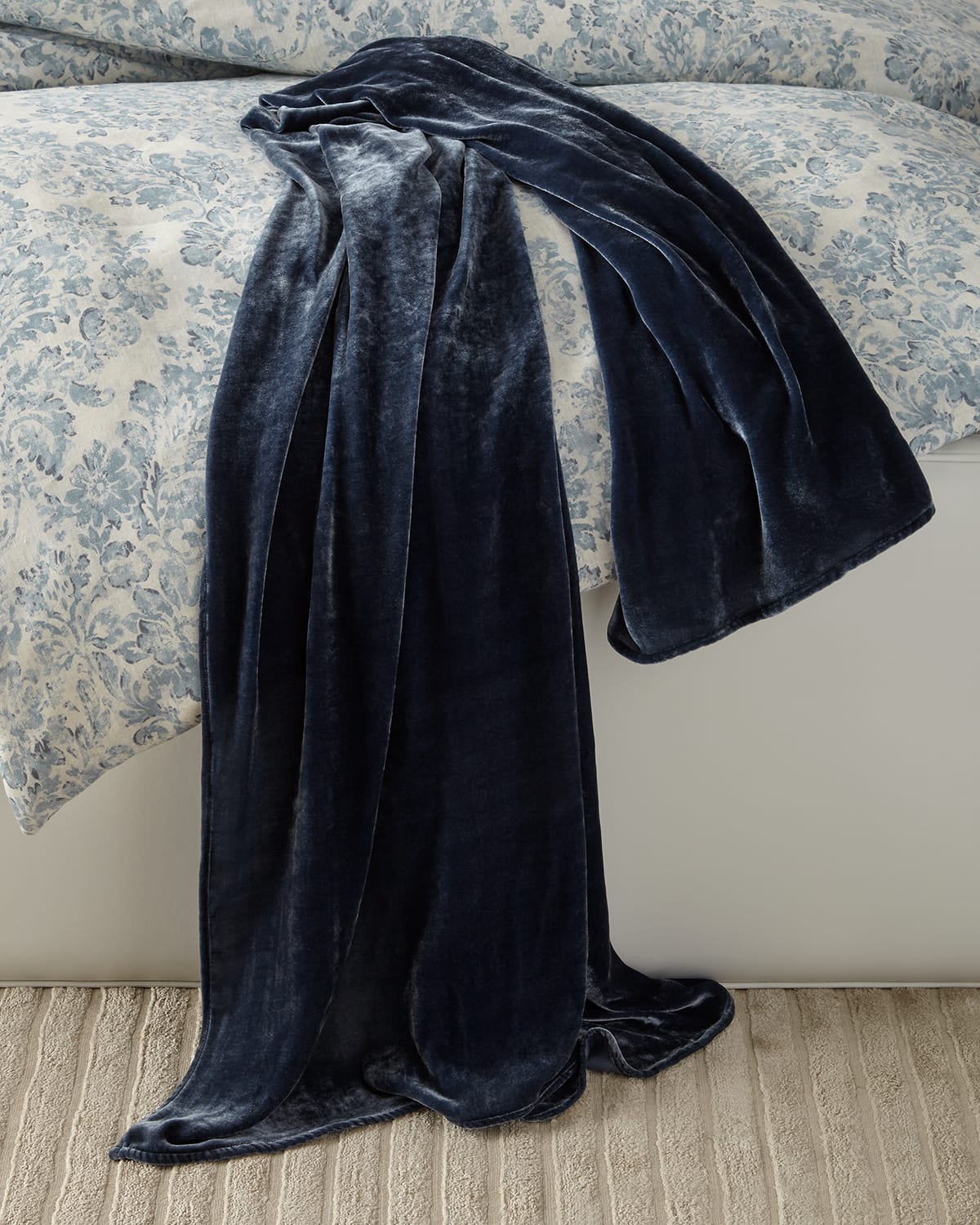 Image TL at Home Oversized Velvet Throw