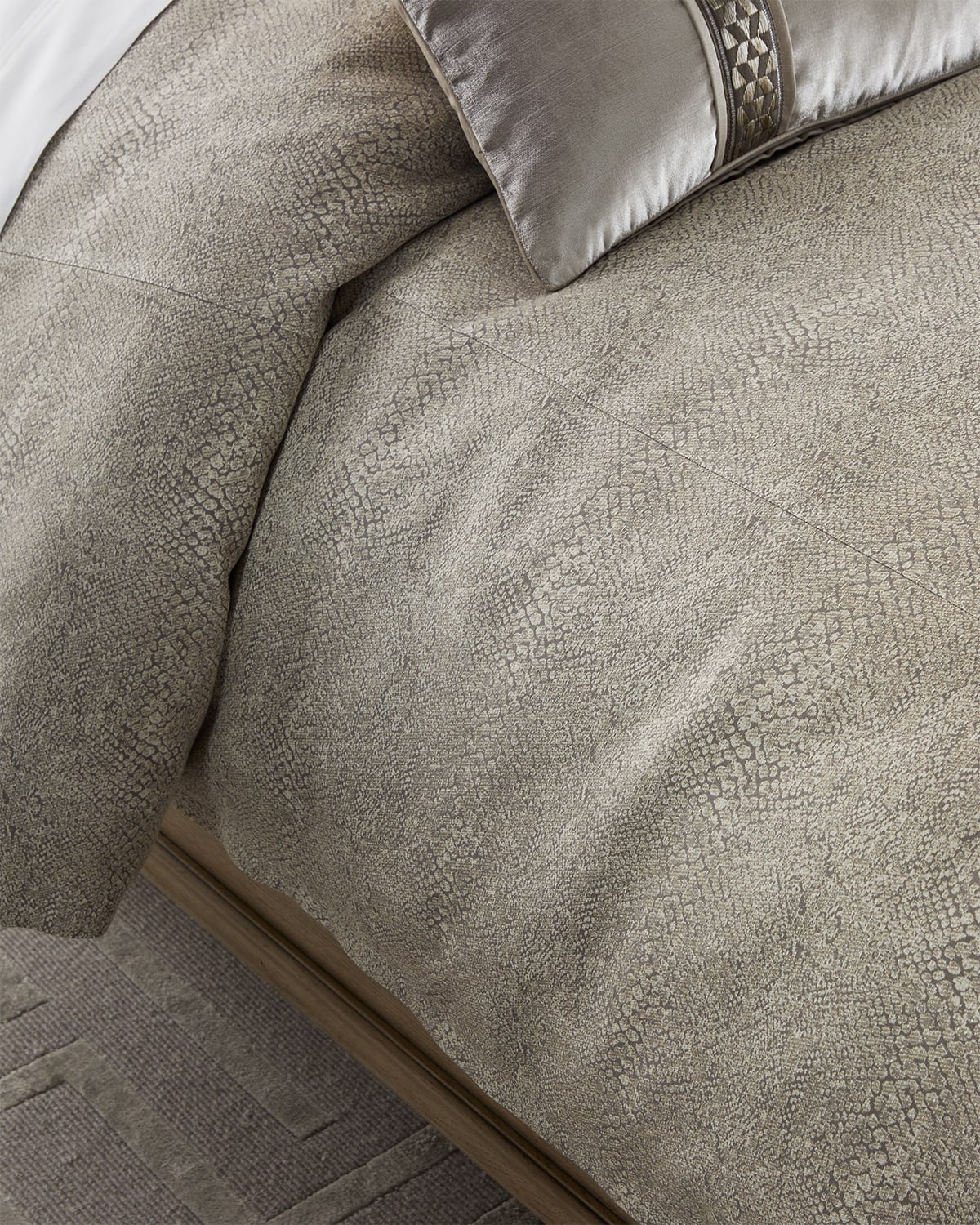 Image Eastern Accents Ezra Duvet Cover