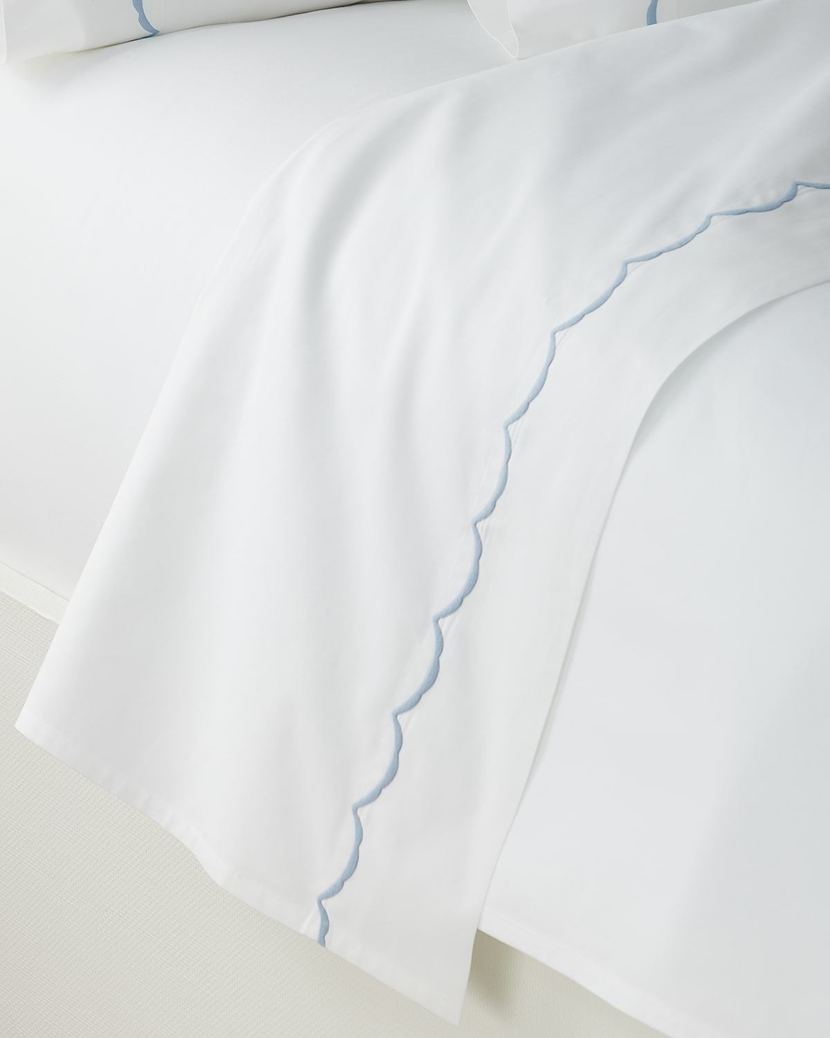 Image Matouk Scallop Embroidered 350 Thread Count Flat Sheet, Queen