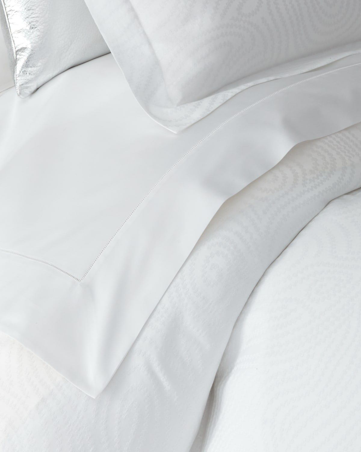 Image Sferra King Lush Sateen Fitted Sheet