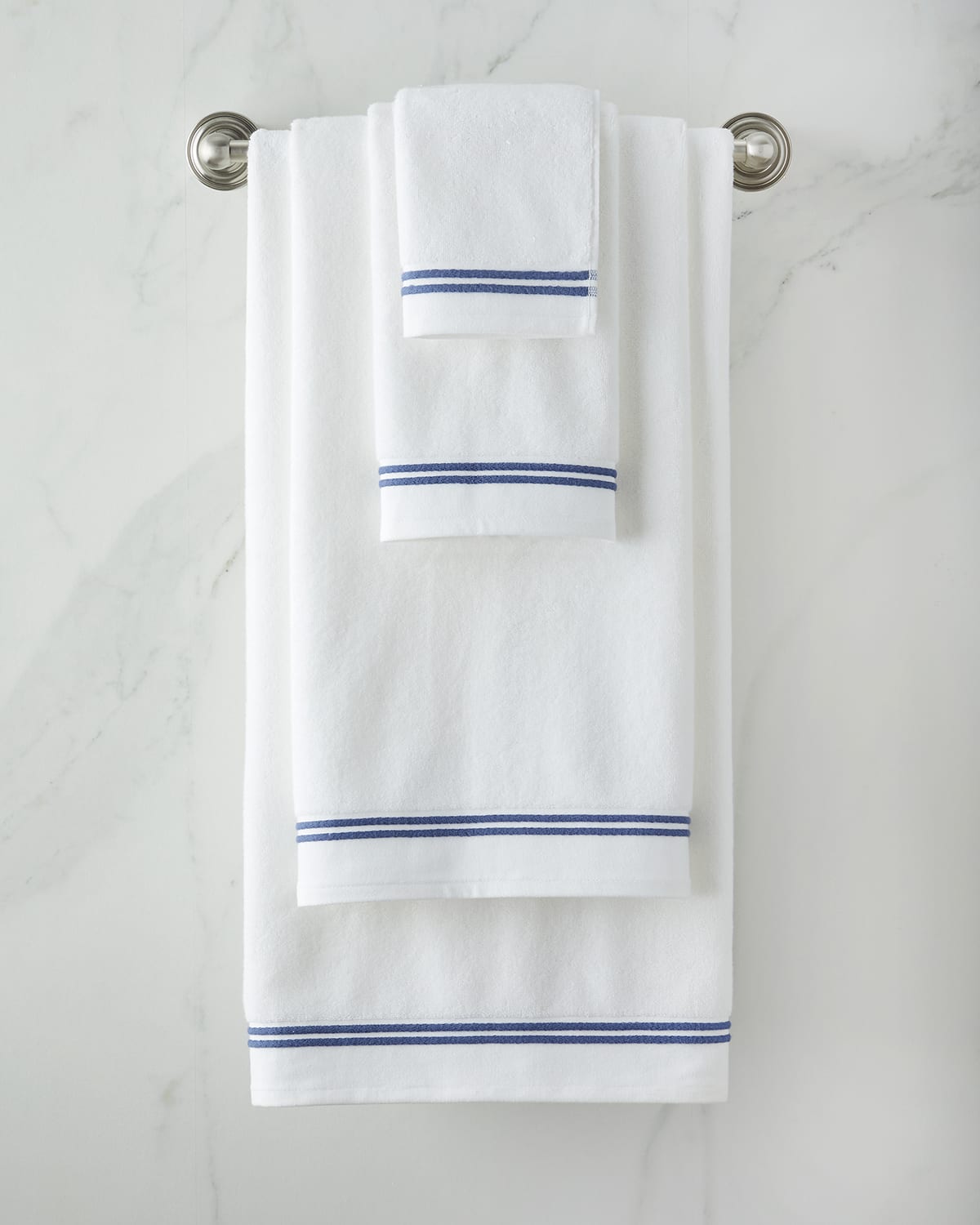 Image Sferra Aura Bath Towel