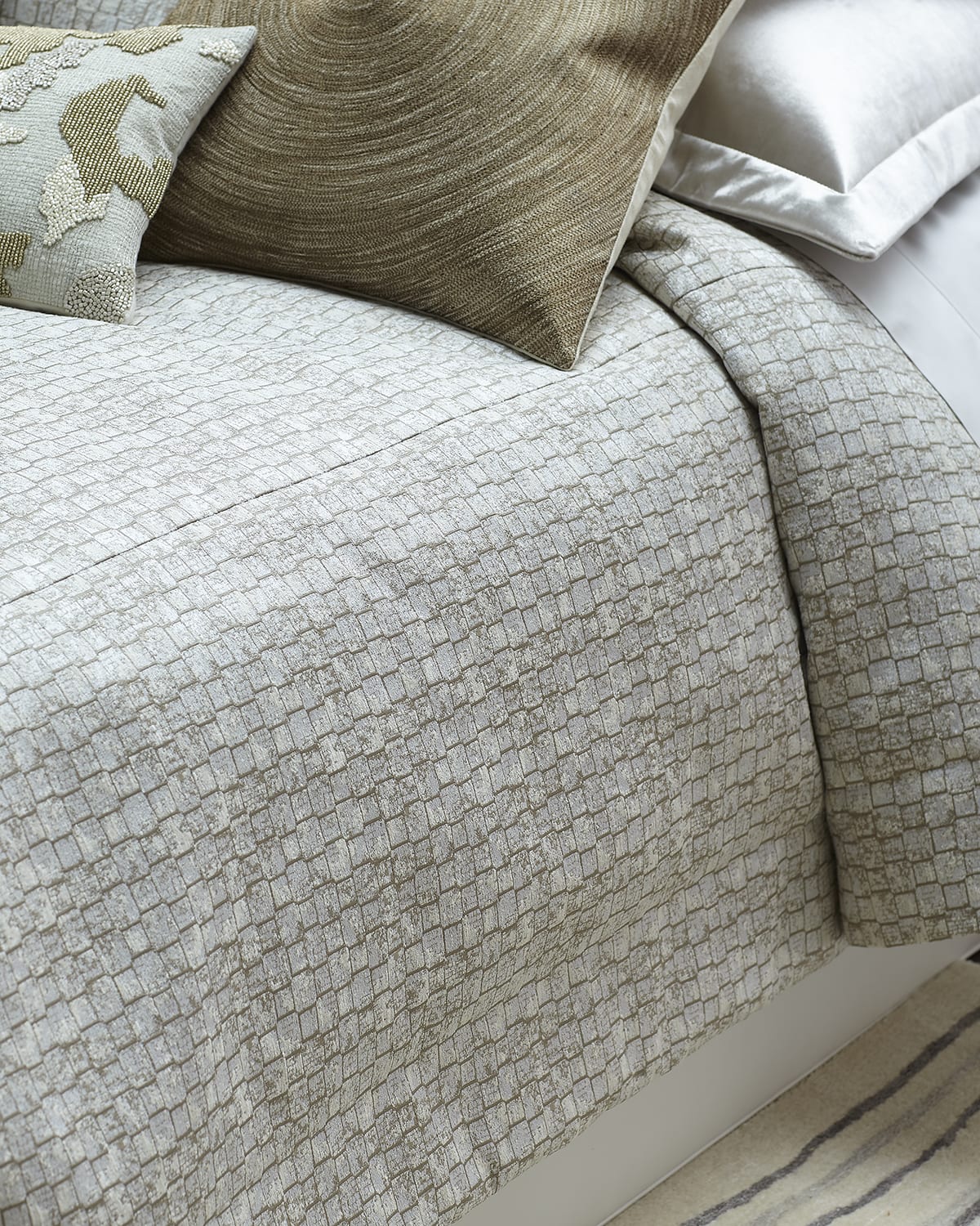 Image Olivia Quido Pebble 3-Piece Comforter Set, KING