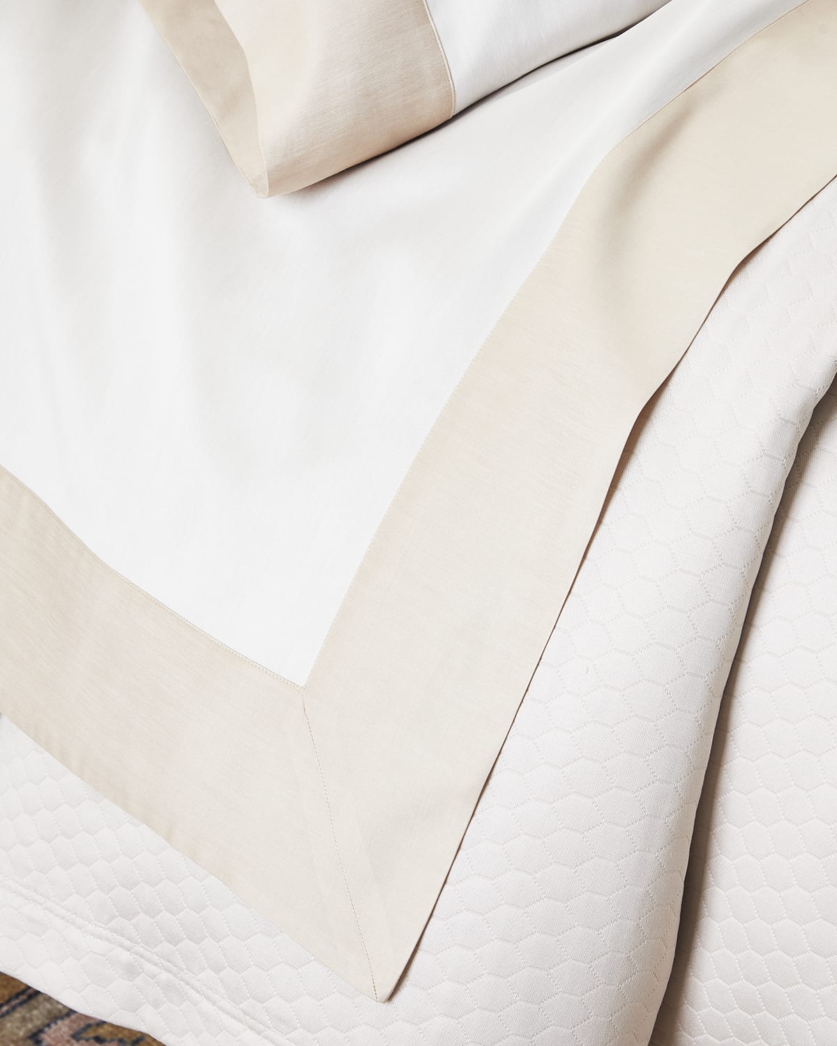 Image Sferra Larro Full/Queen Flat Sheet