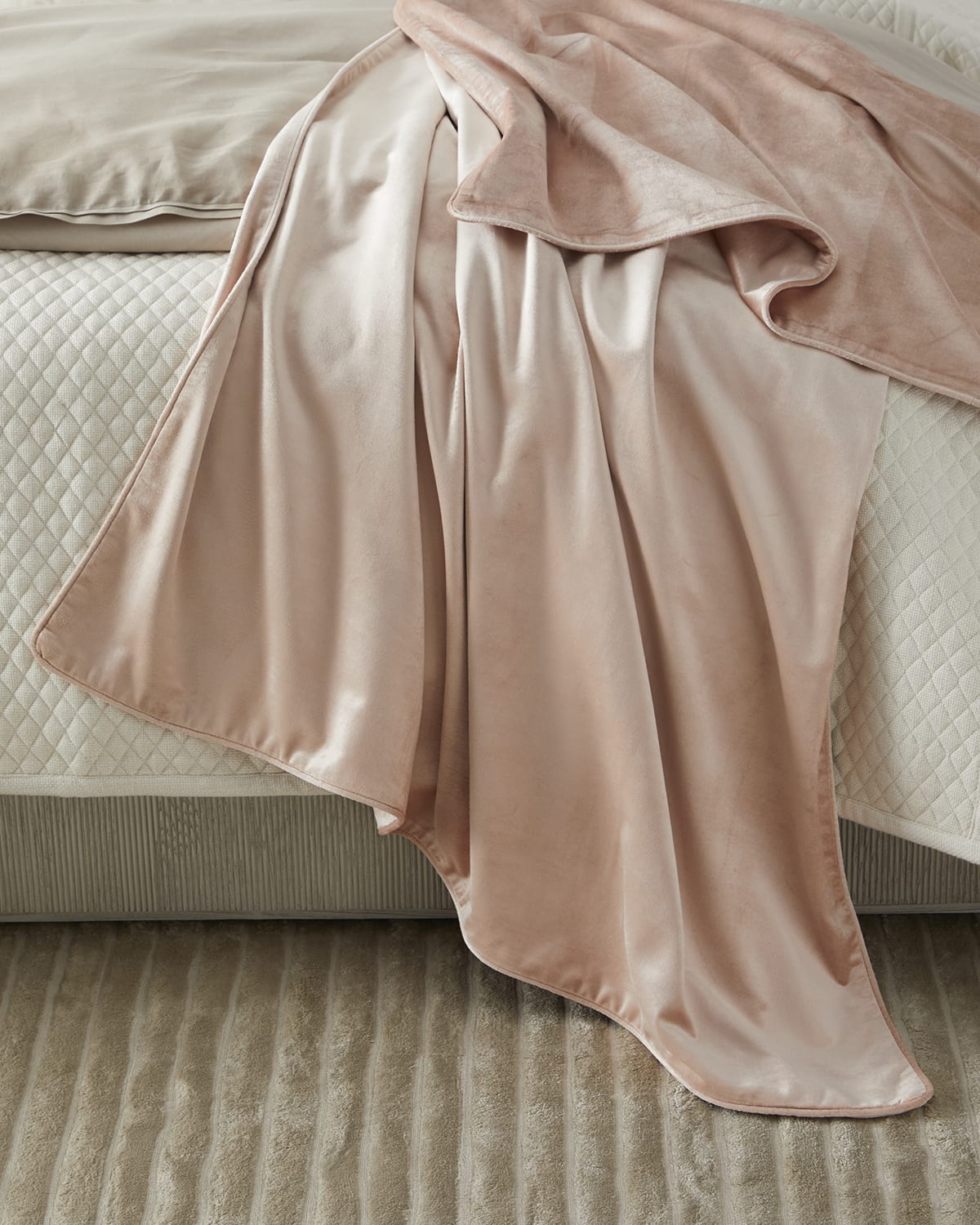 Image Lili Alessandra Milo Unquilted Throw