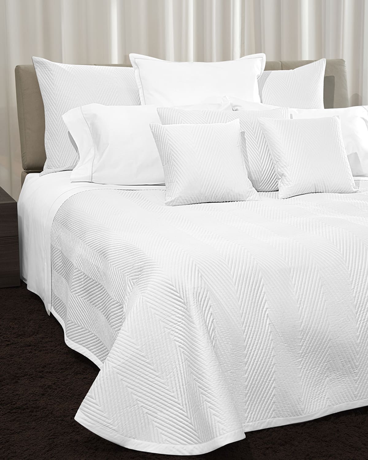Image Signoria Firenze Letizia Quilted Coverlet