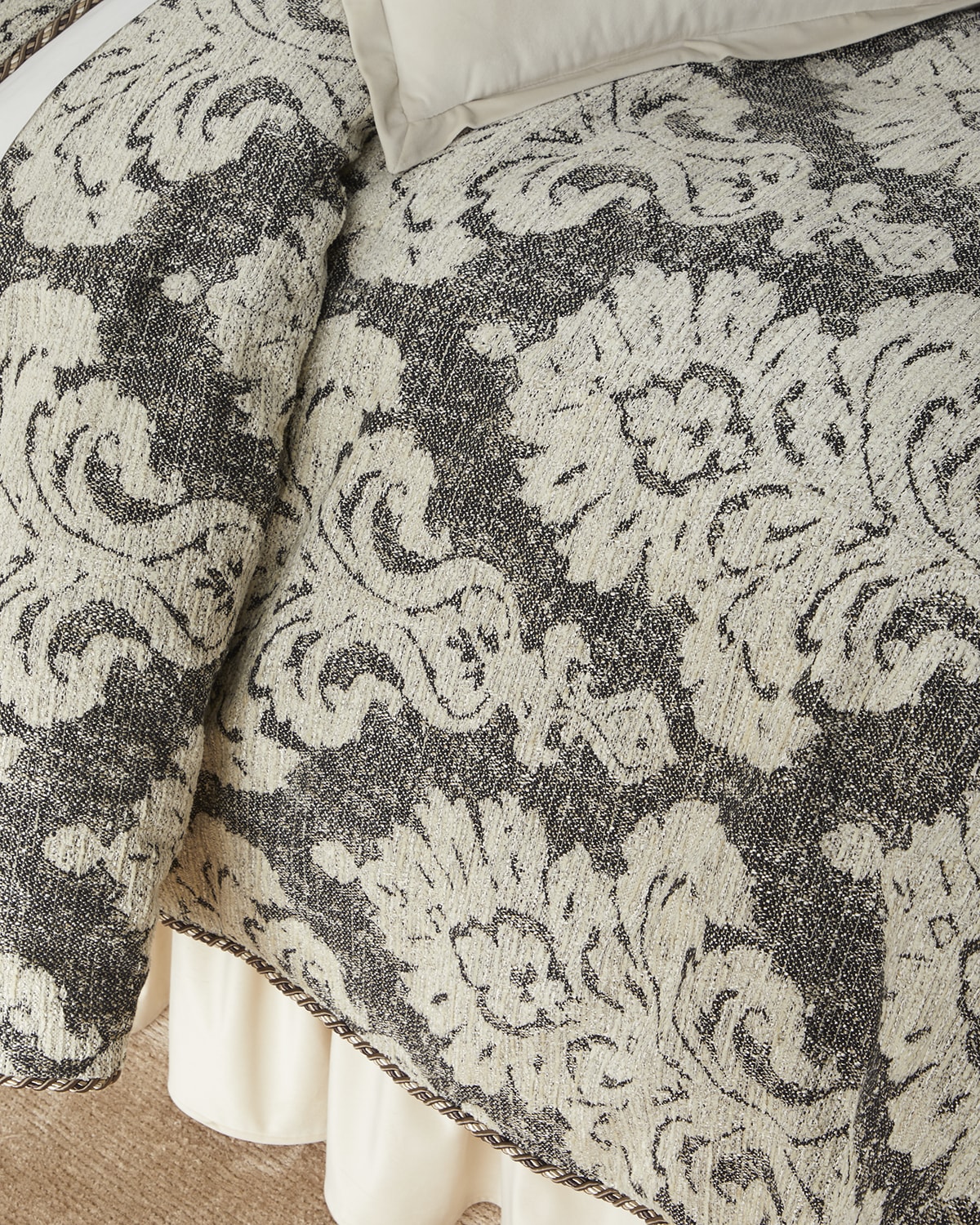 Image Austin Horn Collection Elliman 3-Piece Comforter Set, King