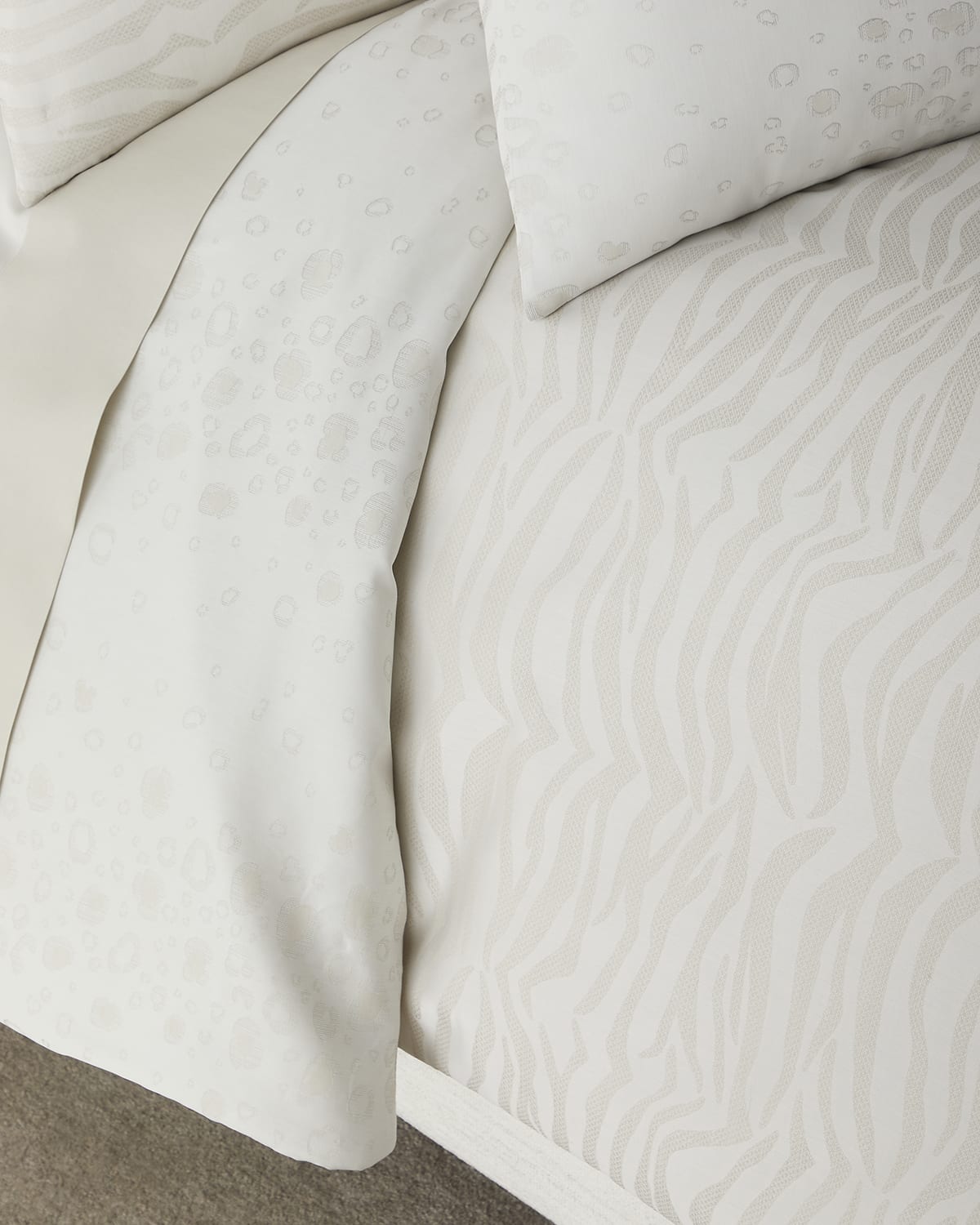 Image Sferra Felino Full/Queen Duvet Cover