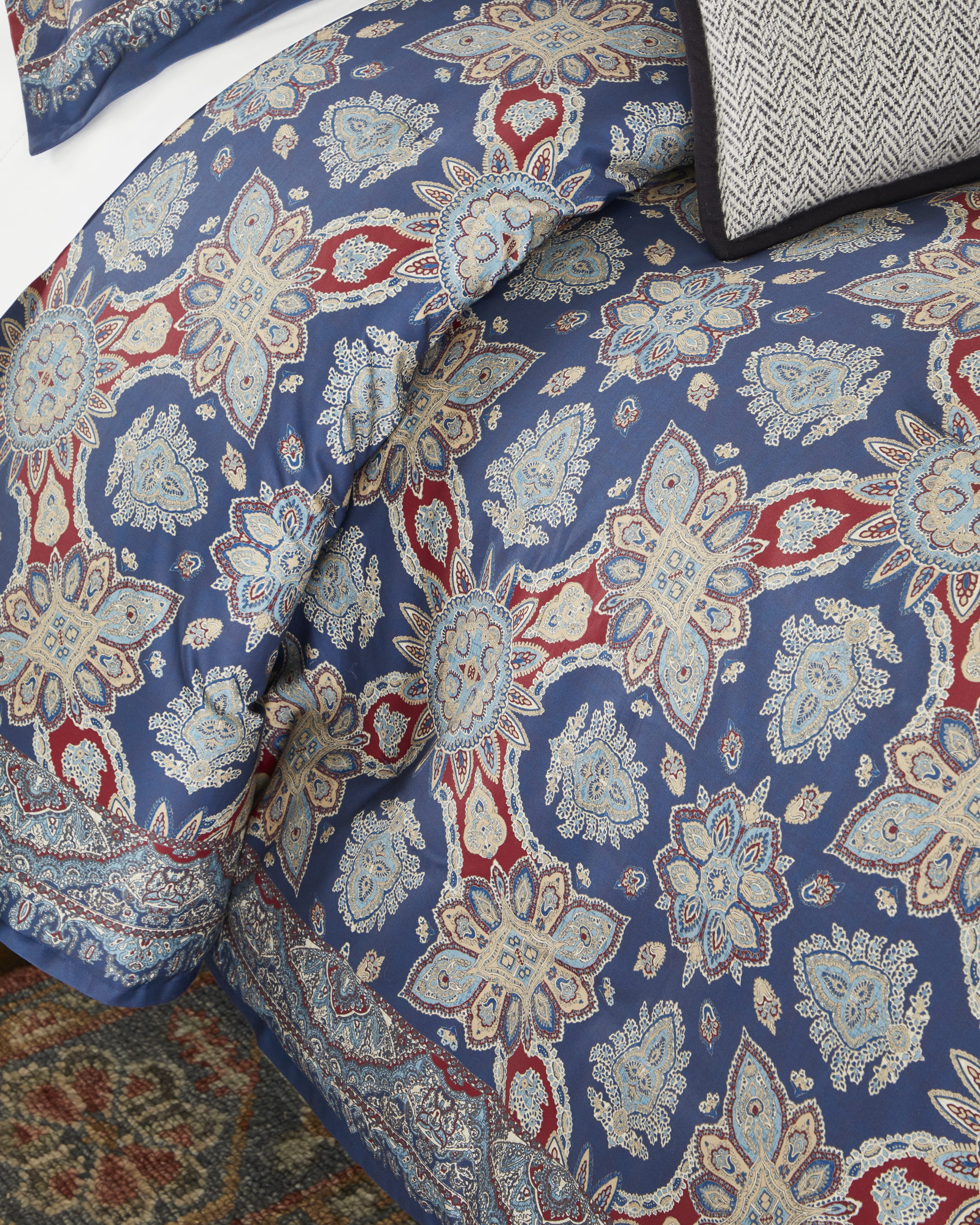 Image Ralph Lauren Home Archer Foulard King Sham