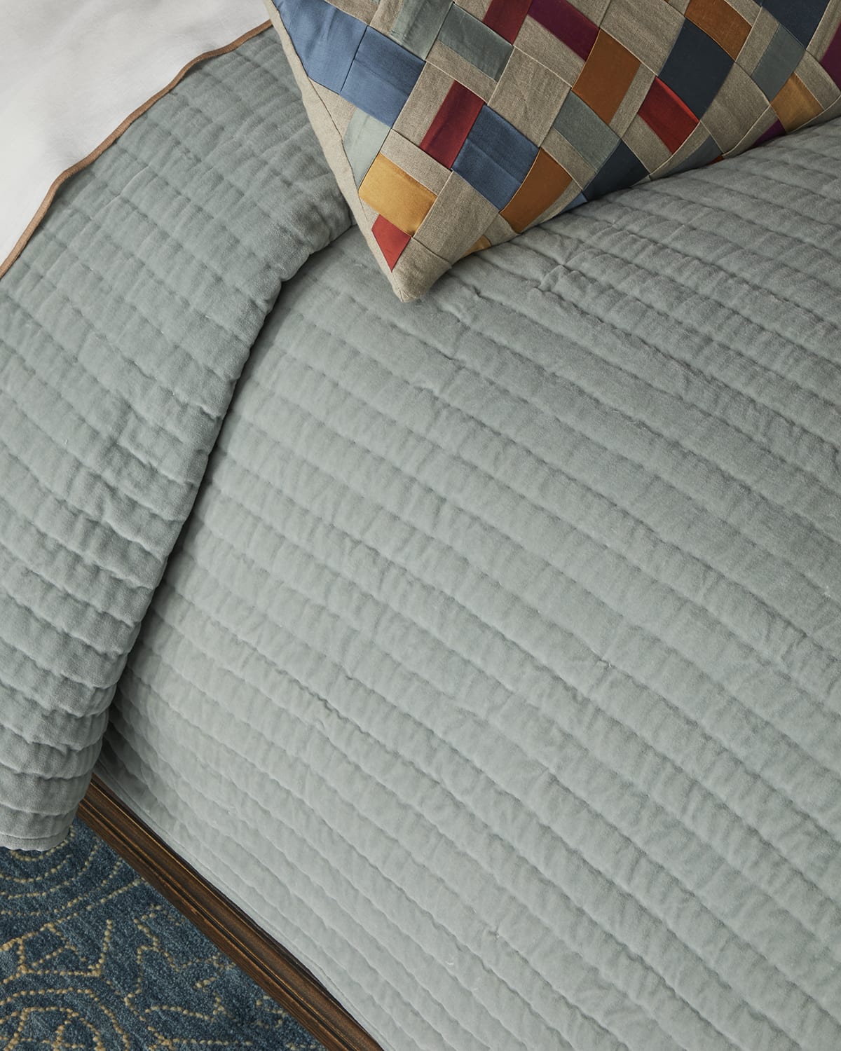 Image Amity Home Ethan Velvet Quilt, King