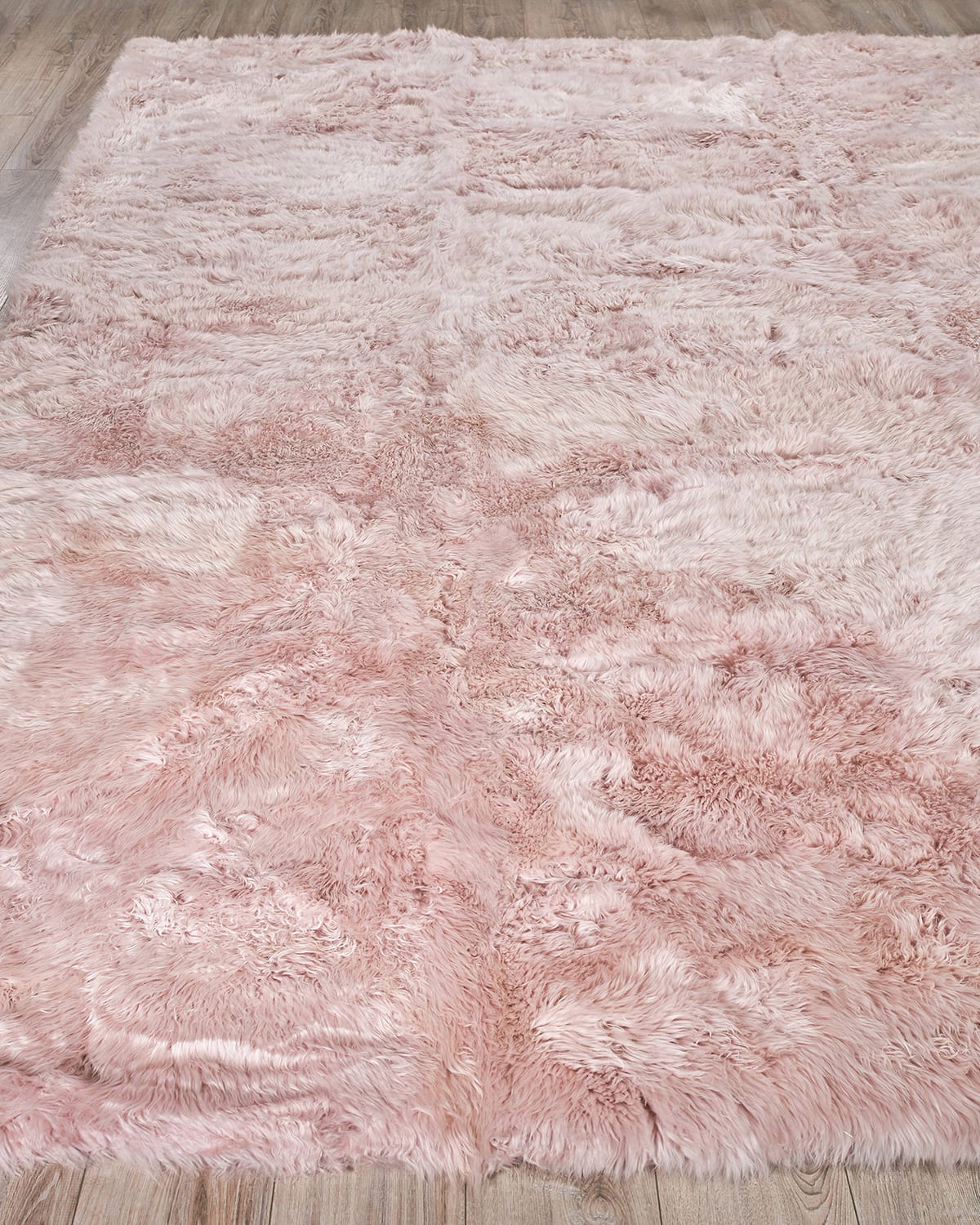 Image Exquisite Rugs Azealia Sheepskin Rug, 8' x 11'