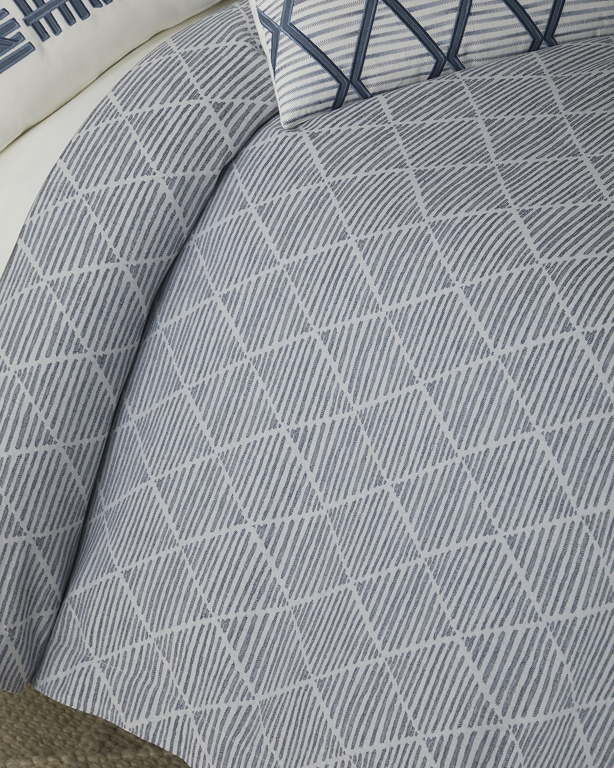 Image Lili Alessandra St. Tropez Duvet, Queen