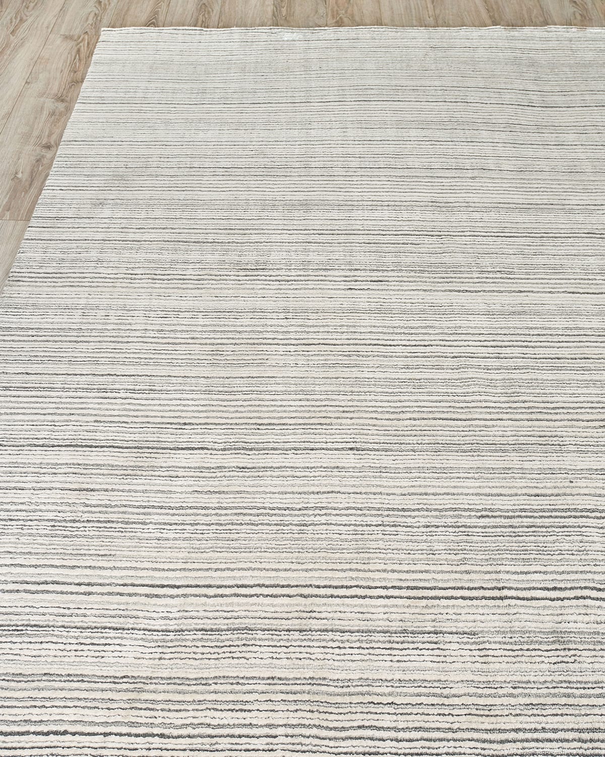 Image Exquisite Rugs Crockett Hand-Loomed Rug, 6' x 9'