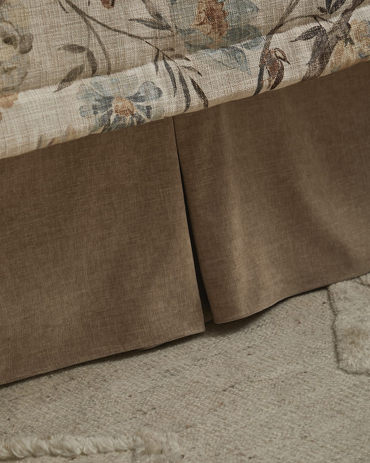 Image Sherry Kline Home Acworth Tailored Dust Skirt, QUEEN