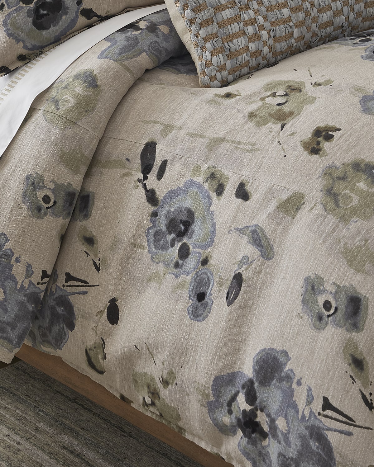 Image Amity Home Casteel Duvet, King