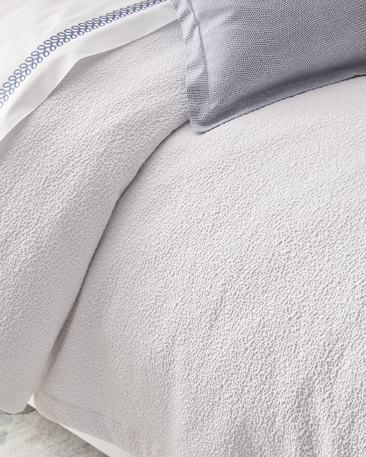 Image Matouk Malibu Coverlet, KING