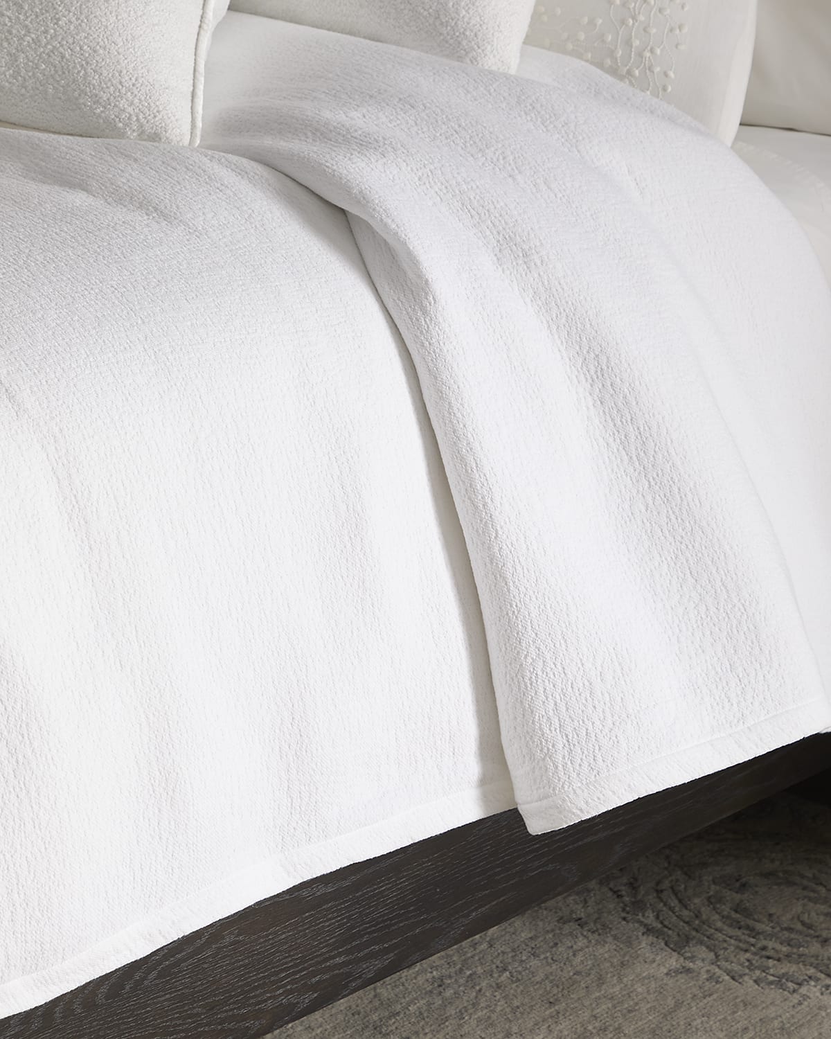 Image TL at Home Winslow Queen Coverlet