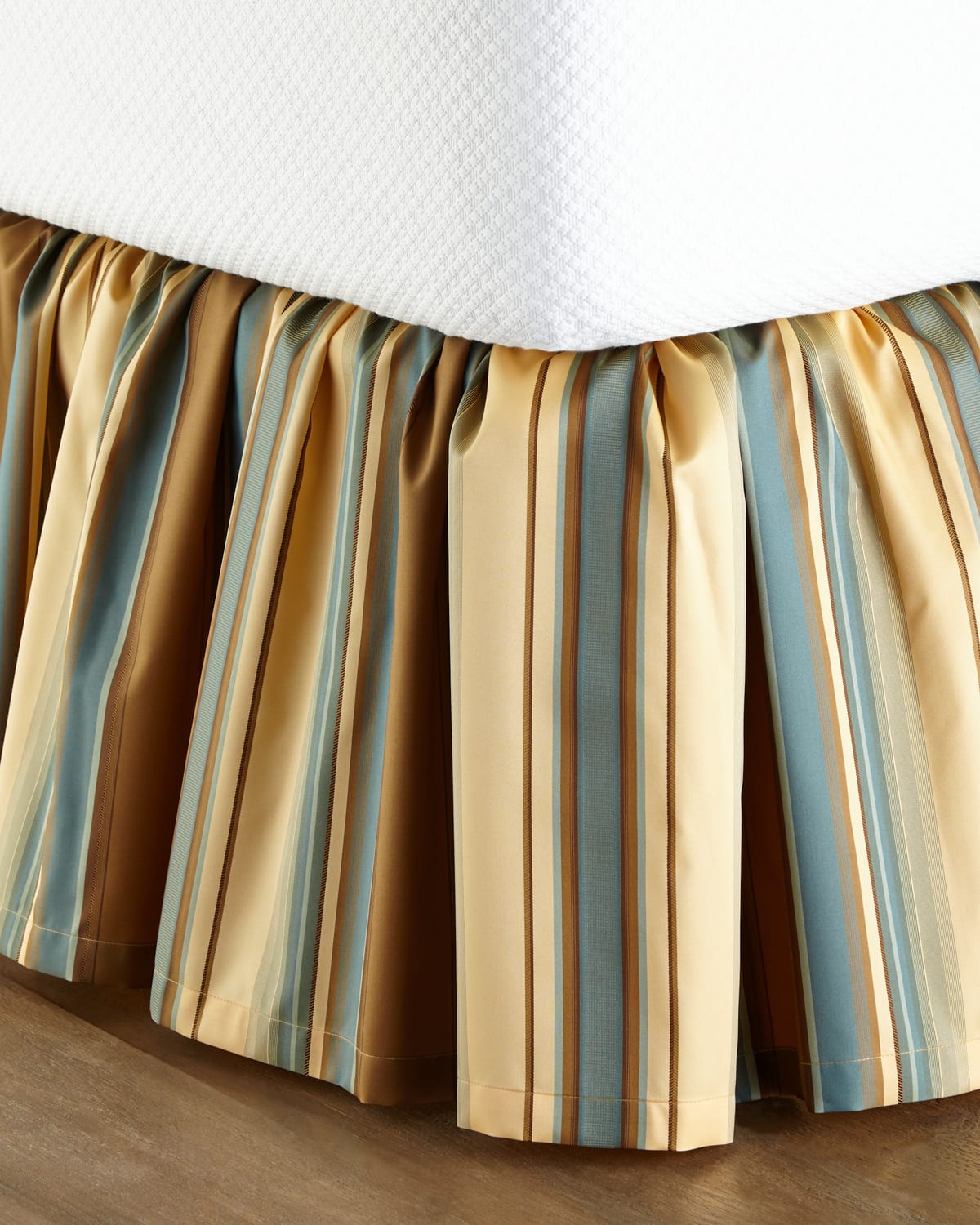 Striped bed hotsell skirt king