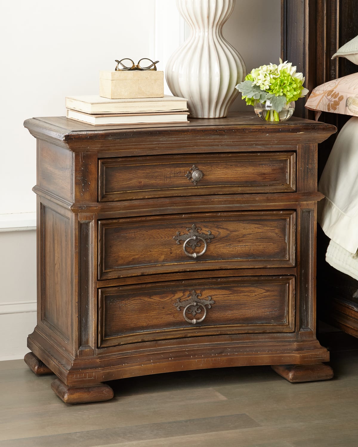 Century Furniture Bedroom Tribeca Bachelor Chest 33C-204 - Archers