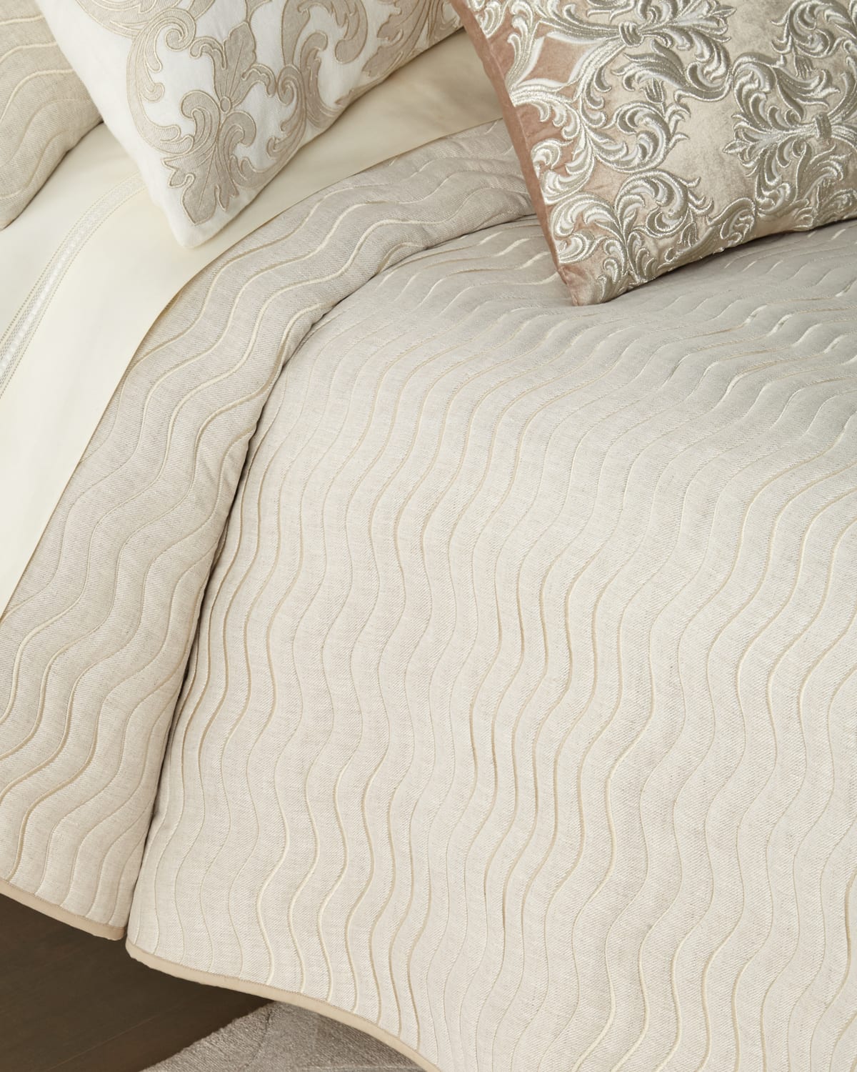 Callisto Home Taylor Wave Quilt, King Horchow