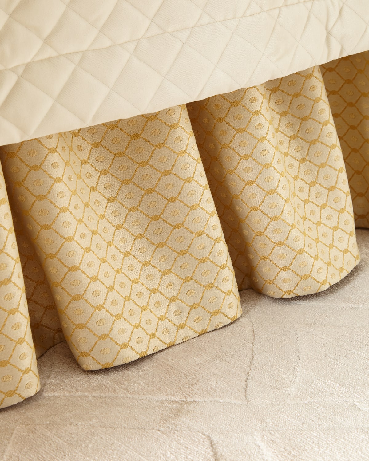 Ruffled Queen Comforter Bedding