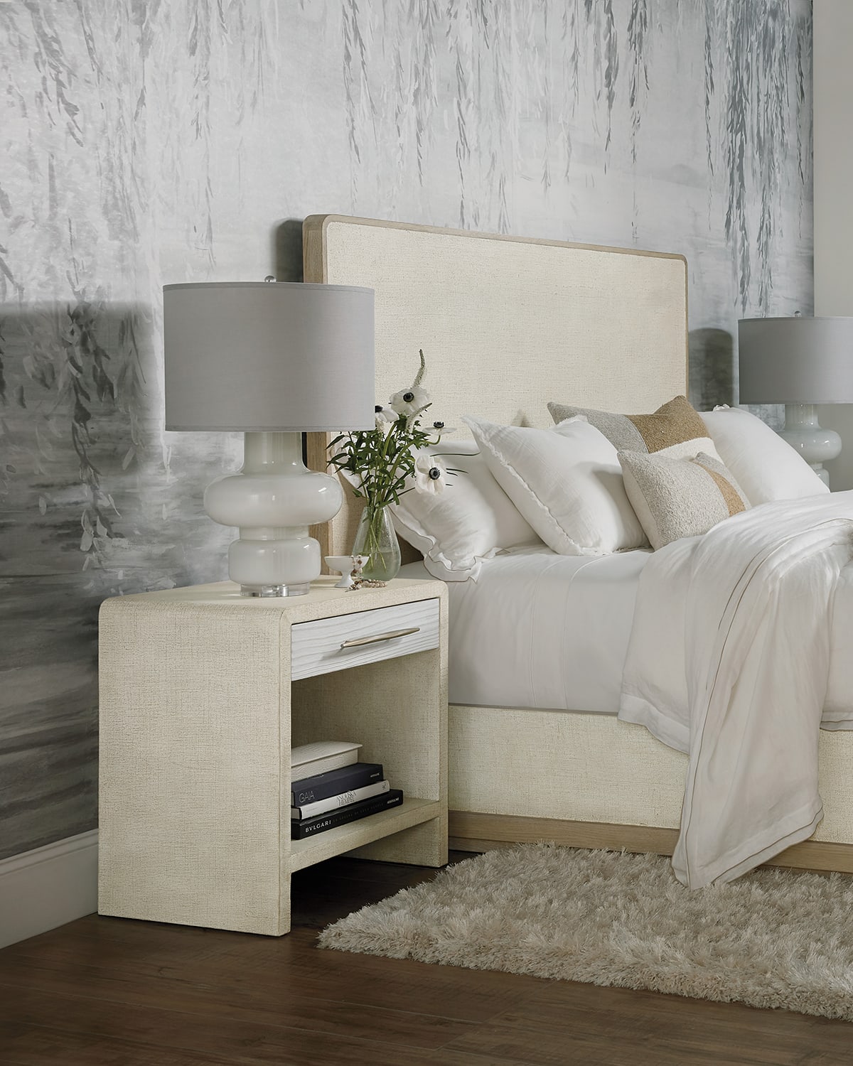 Cascade Soft Taupe And Champagne Panel Bedroom Set from Hooker