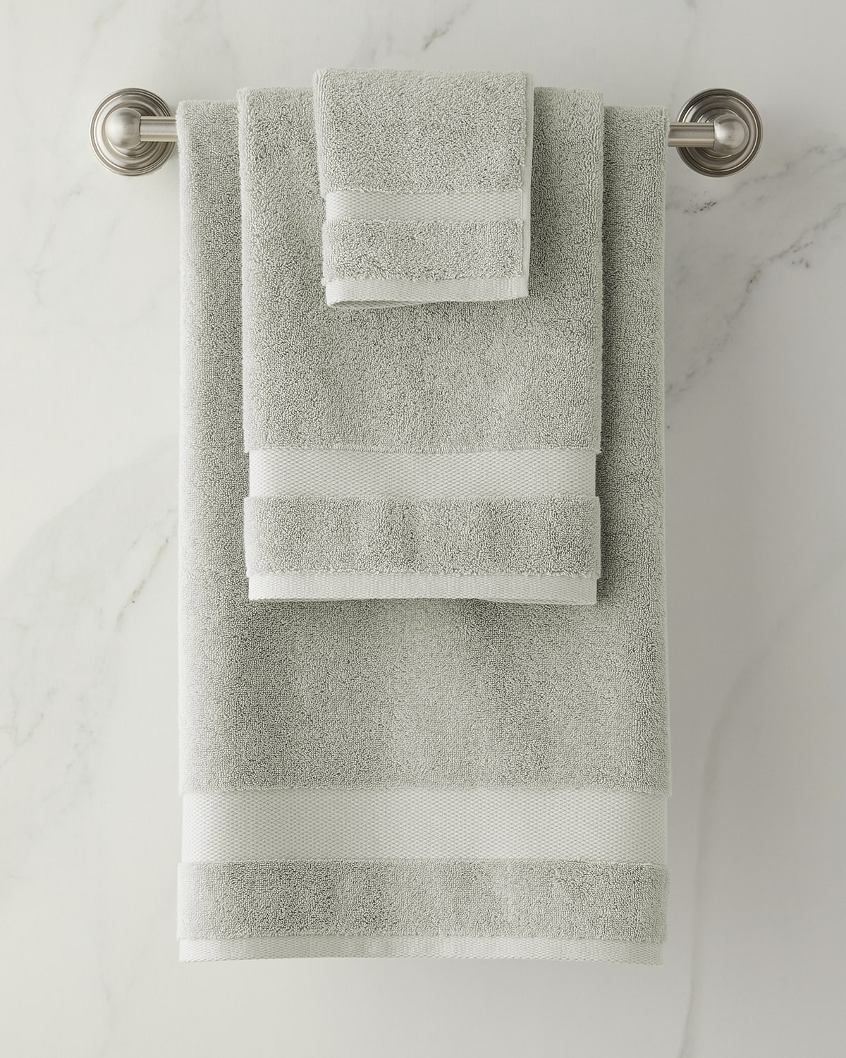 Horchow: LIMITED TIME: $12.80 Lauren Ralph Lauren bath towel!