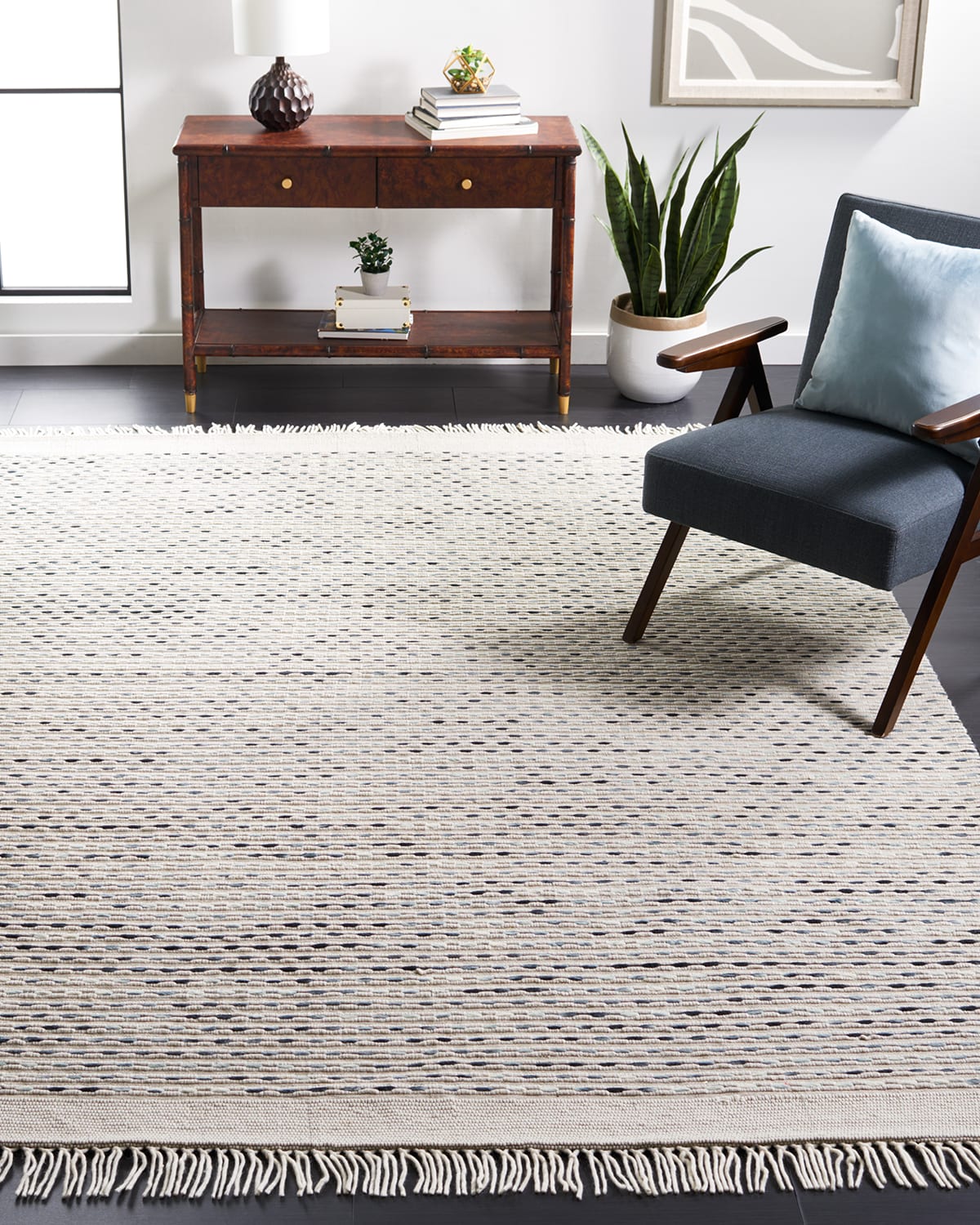 8x10 Tufted Wool Rug