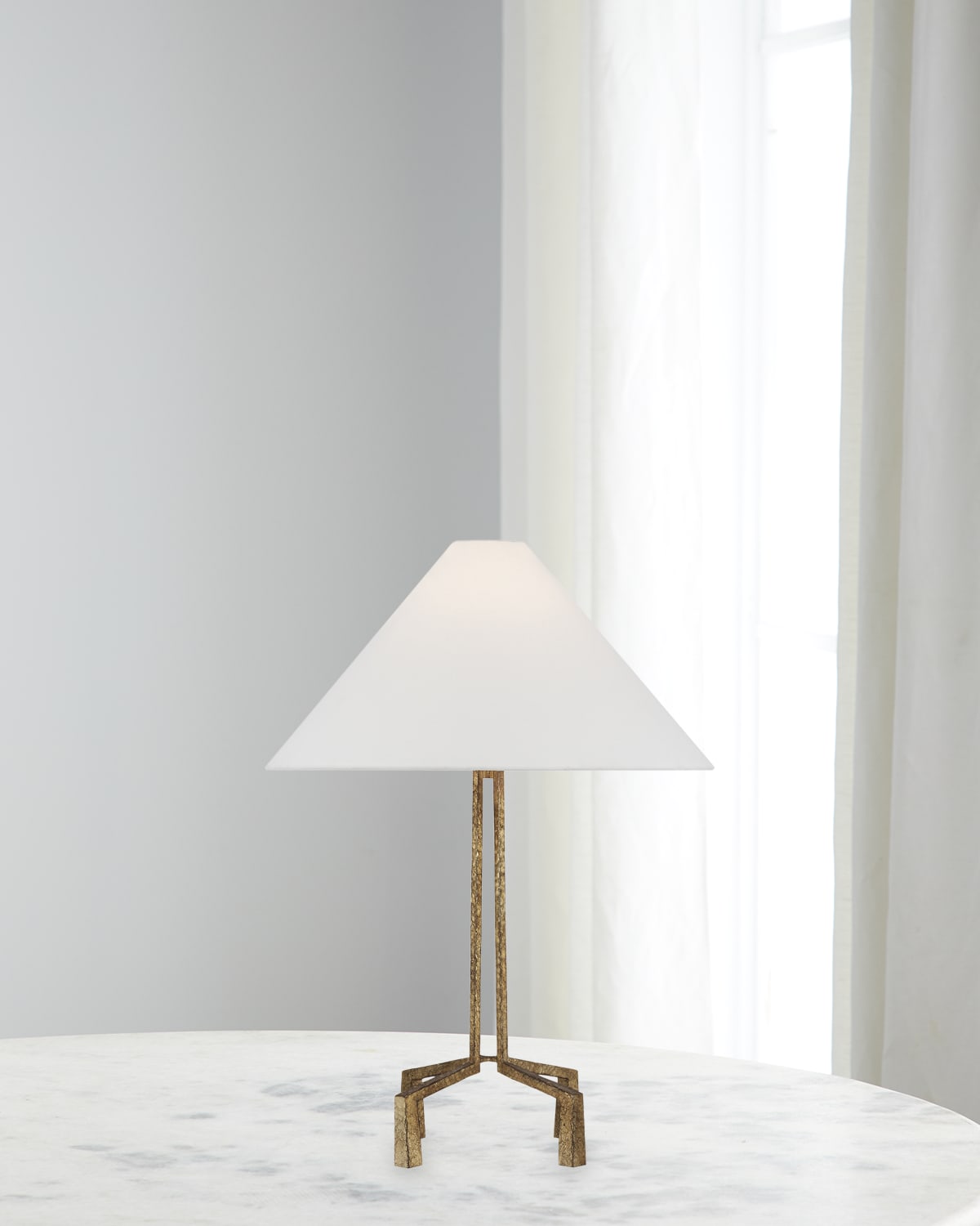 Visual Comfort Signature Lakmos Small Gild Table Lamp by AERIN - 19.5