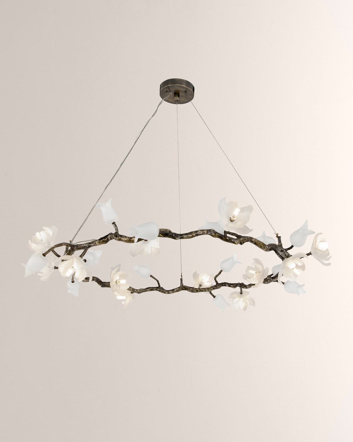 Visual Comfort Signature Frankfort Articulating Wall Light By AERIN