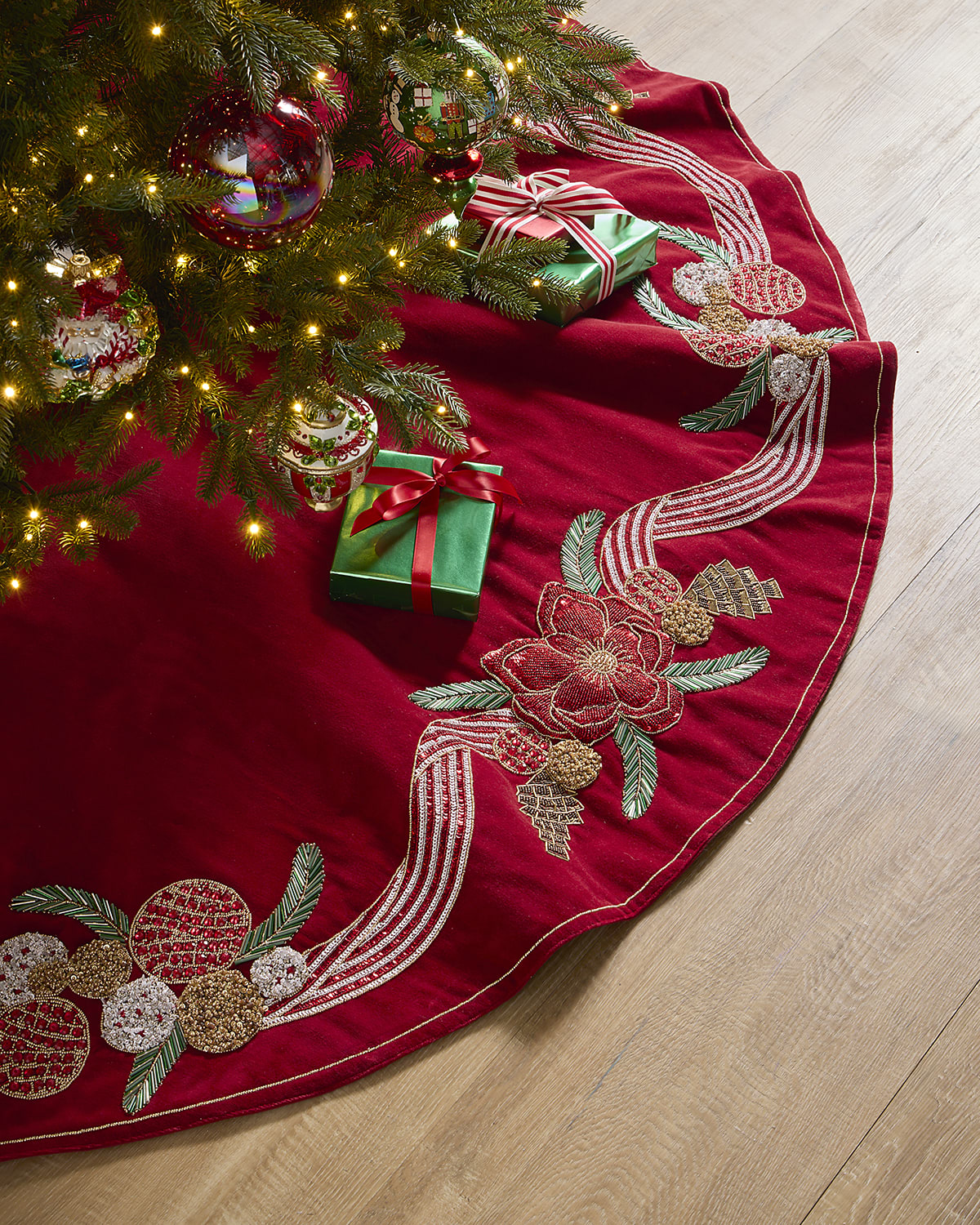 Kim Seybert North Pole Faux-Fur Tree Skirt | Horchow