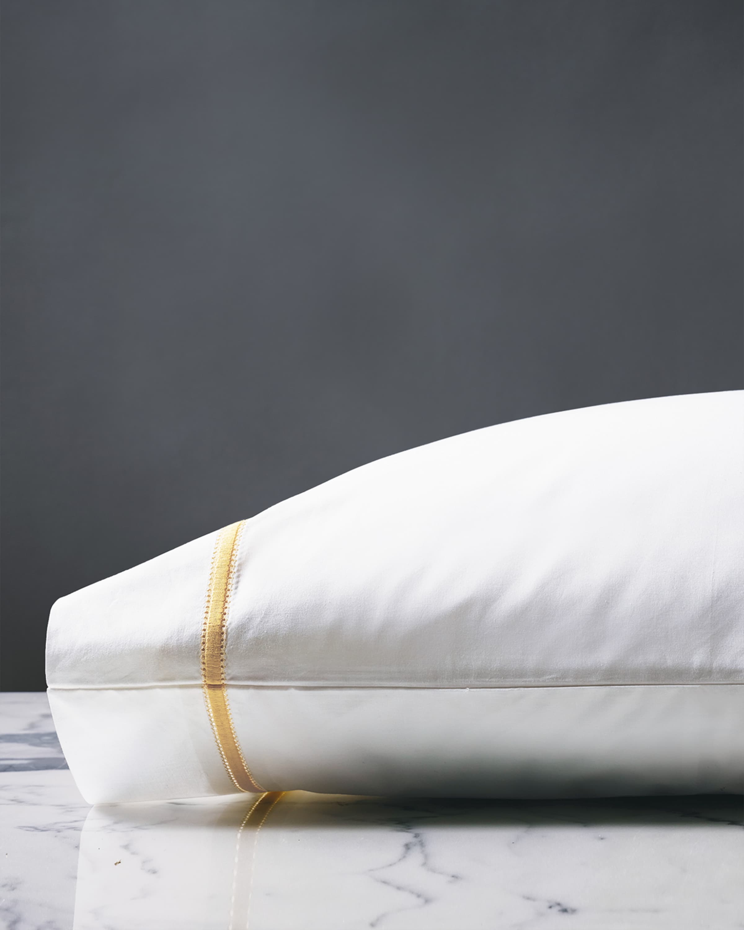 Eastern Accents Gala Lemon King Pillowcase and Matching Items