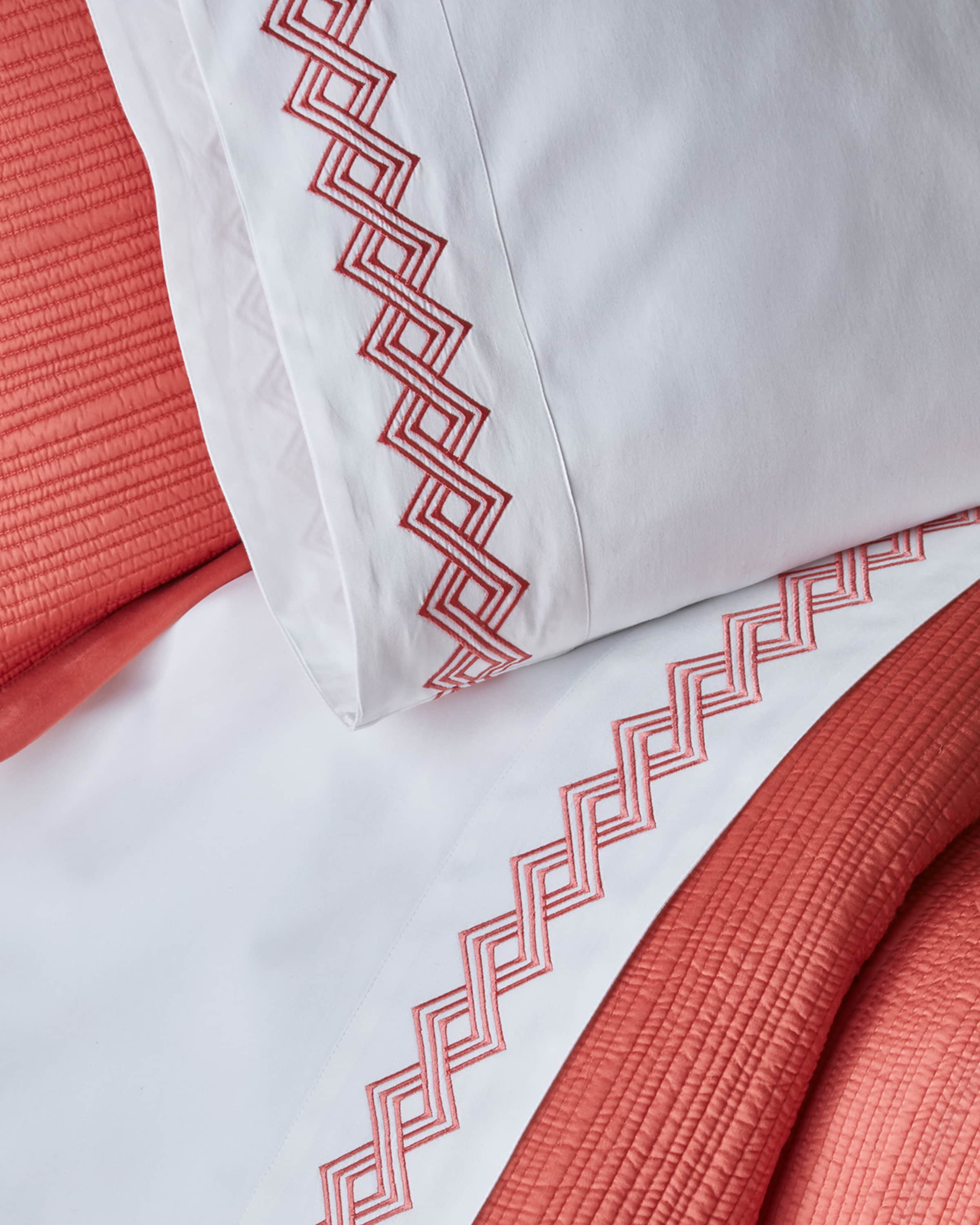 Amity Home Amalfi  Queen Embroidered Sheet Set