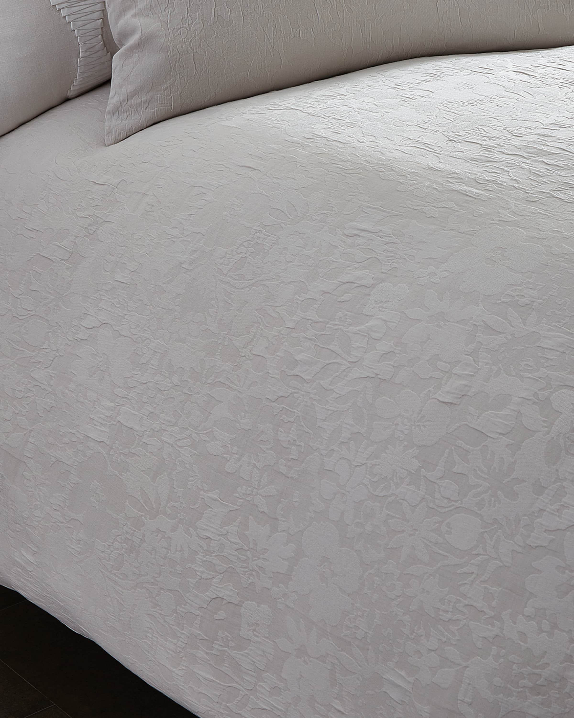 Vera wang king pillow 2025